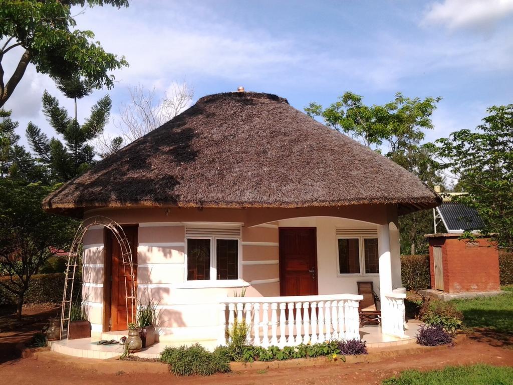 Brownstone Country Home Lira Luaran gambar