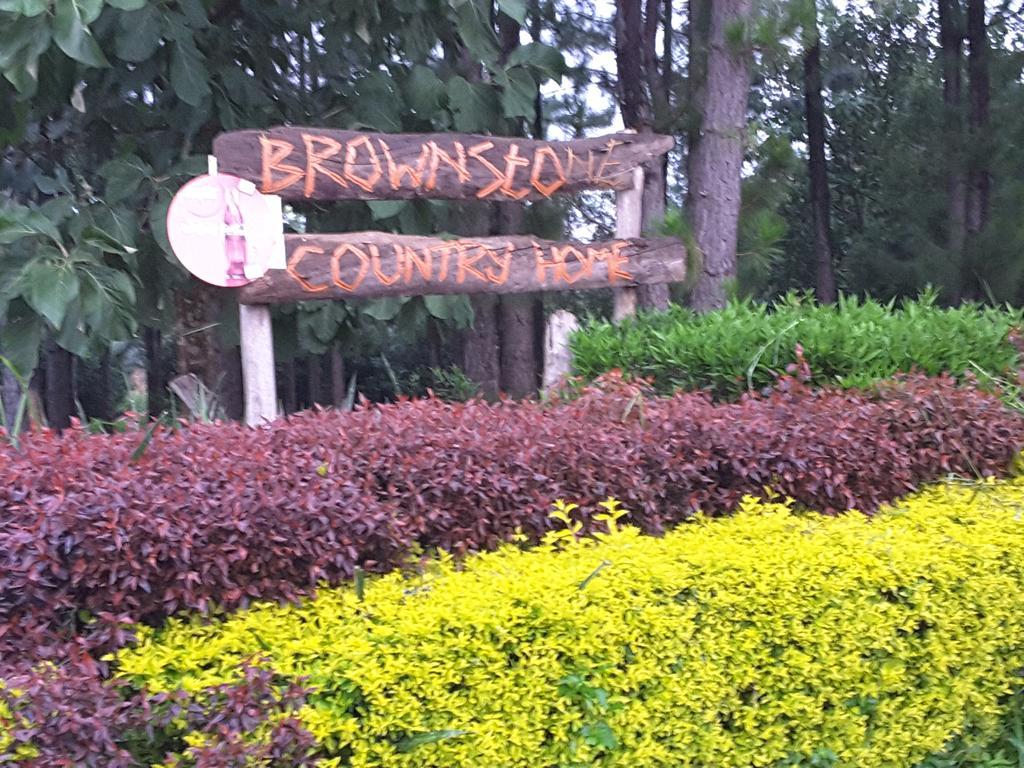 Brownstone Country Home Lira Luaran gambar
